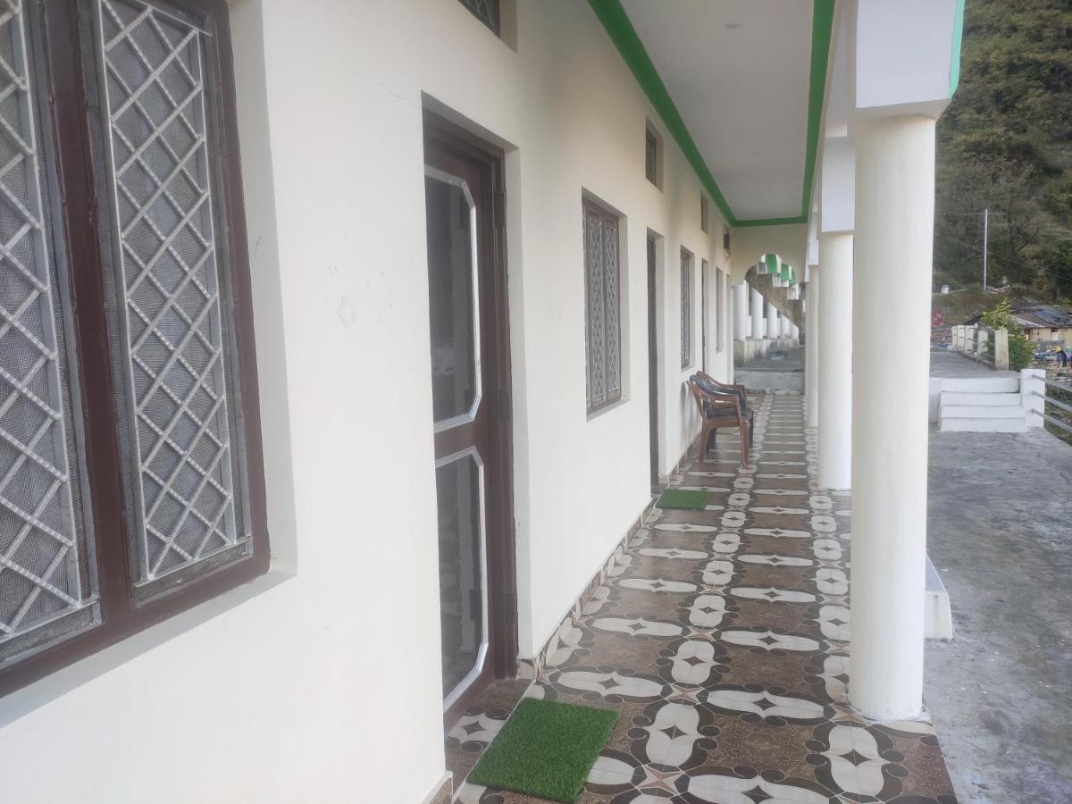 Prince Homestay & Restaurant Rudraprayāg Dış mekan fotoğraf